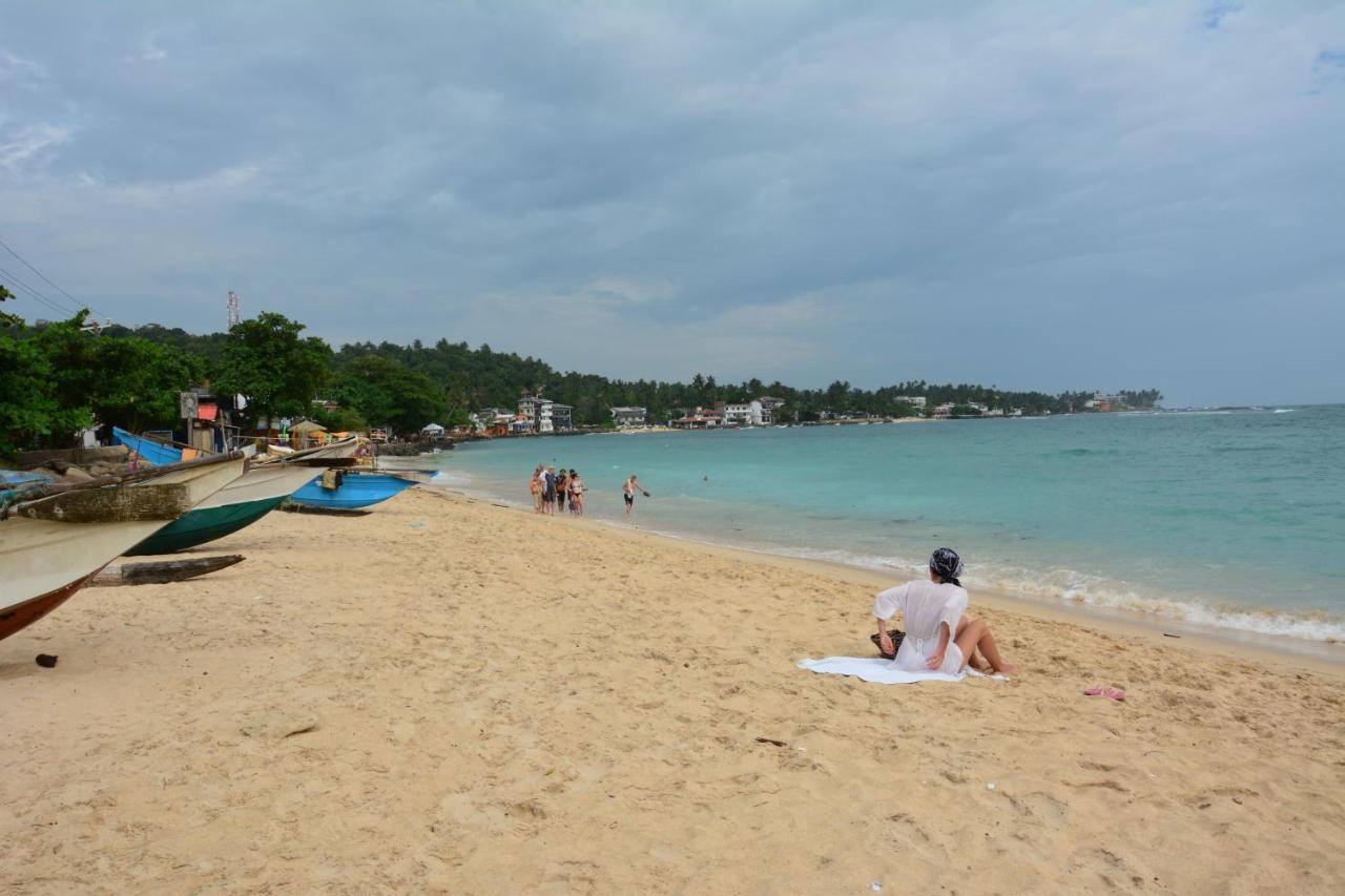 Gloria Grand Hotel Unawatuna Exterior photo